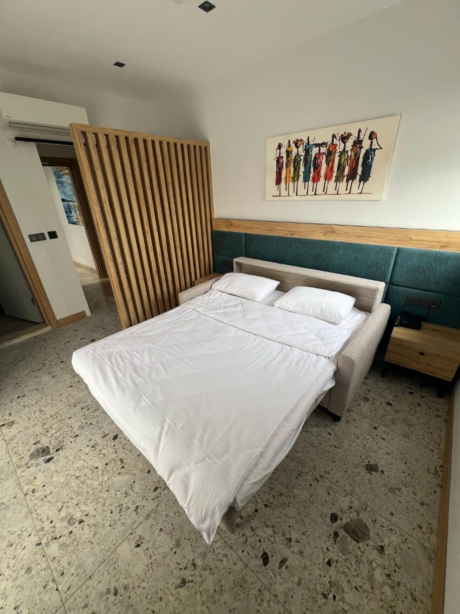Avilia Suites Fethiye Rum bild